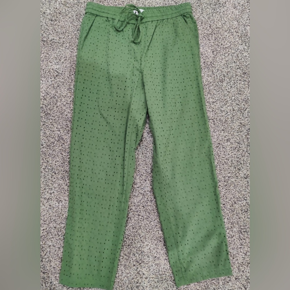 Green Flower Print Cute Pant!